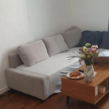 2 Flat Apartment