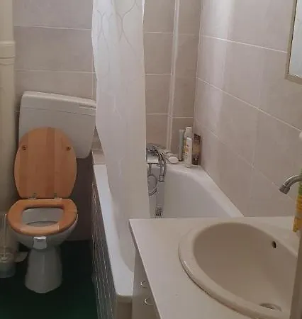 2 Flat Apartment Paris